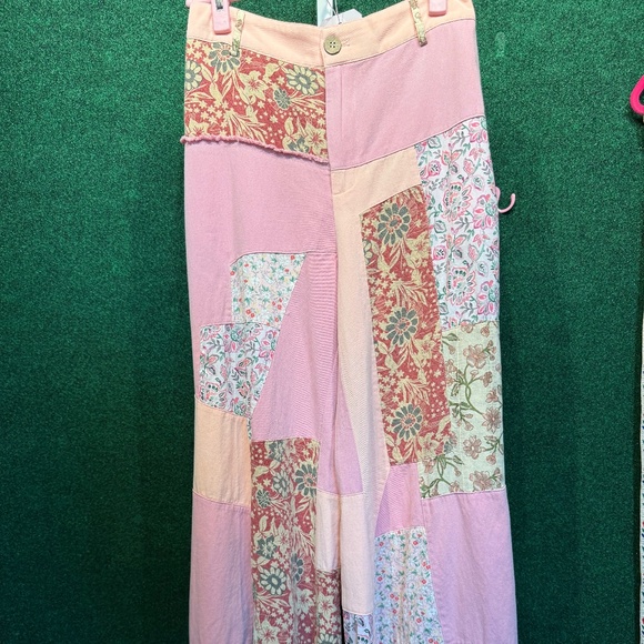 🔥130 NWT Boutique BlueVelvet Patchwork Pink Pants - Picture 9 of 9